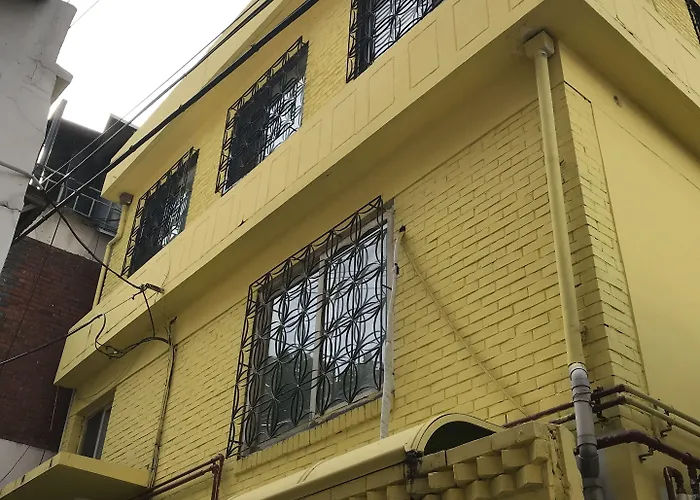 Itaewon Yellow Seúl